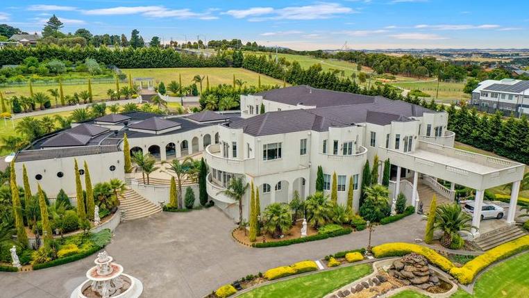 Real Estate Mickleham
