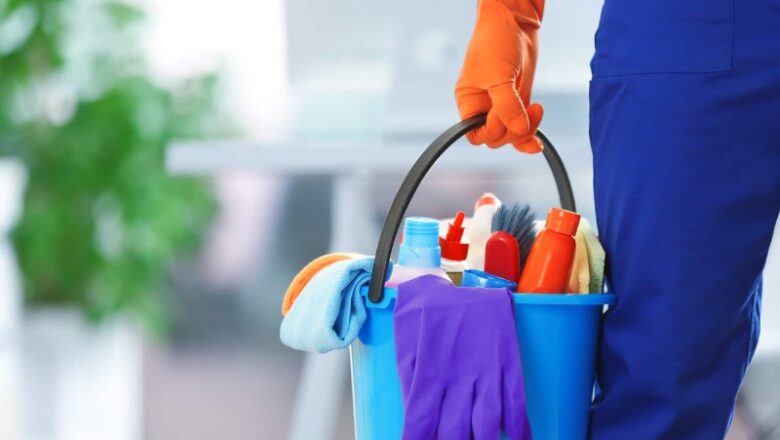 What are the advantages of hiring a professional house cleaning company near you?