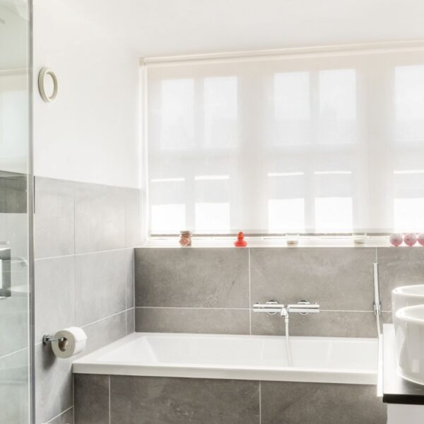 Top 3 Tips for Designing a Small Bathroom