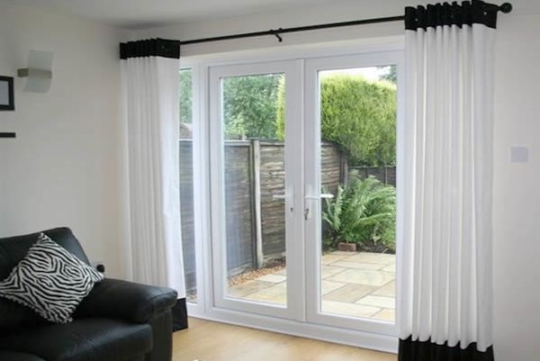 Smart curtains features