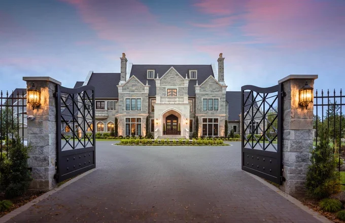 Building Your Dream: A Guide to Choosing Custom Home Builders