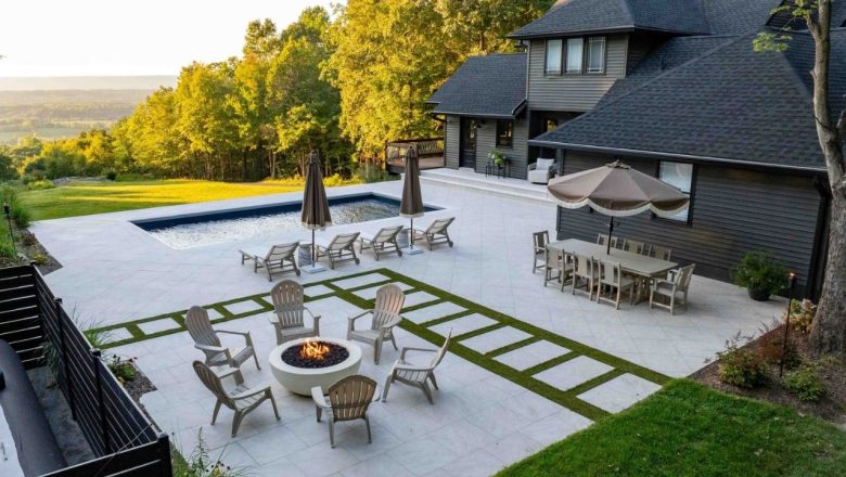 Practical and Aesthetic Benefits of Using Porcelain Pavers in Chicago Homes